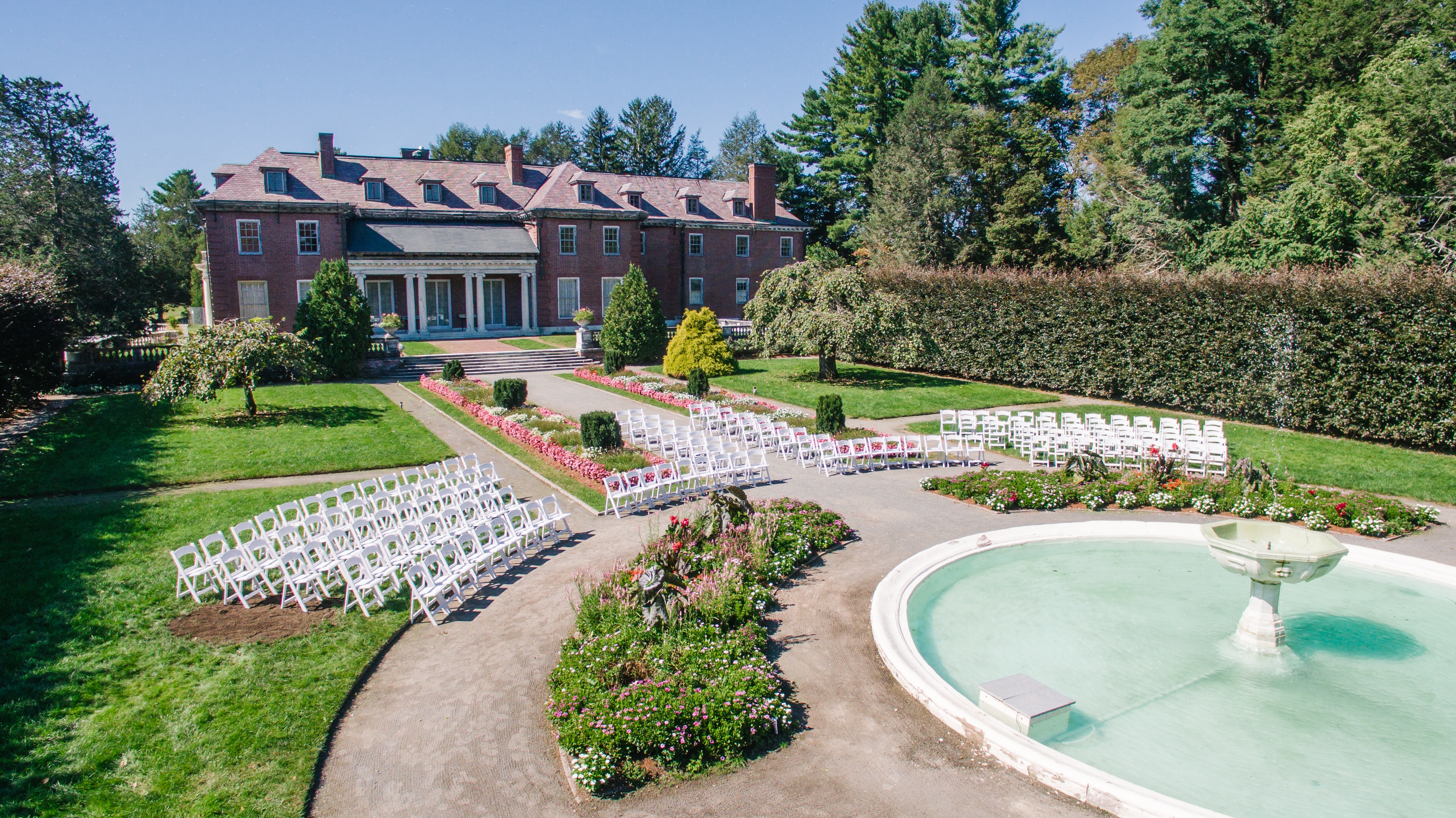 The gardens at Elm Bank Wedding and events